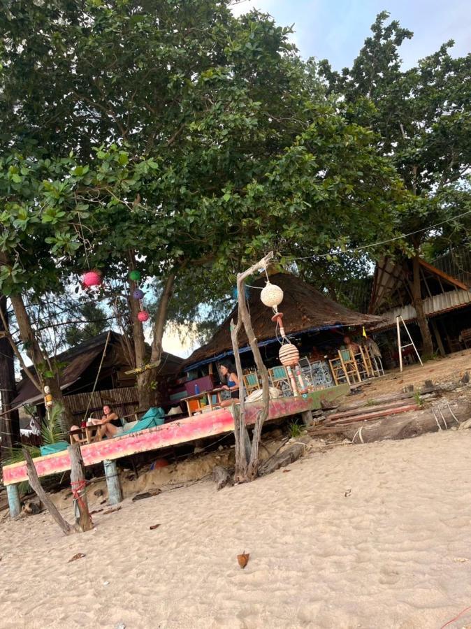 Hotel Sanctuary Lanta Ko Lanta Exterior foto